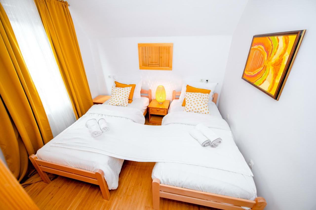 Apartment With View Zirovnica Ngoại thất bức ảnh