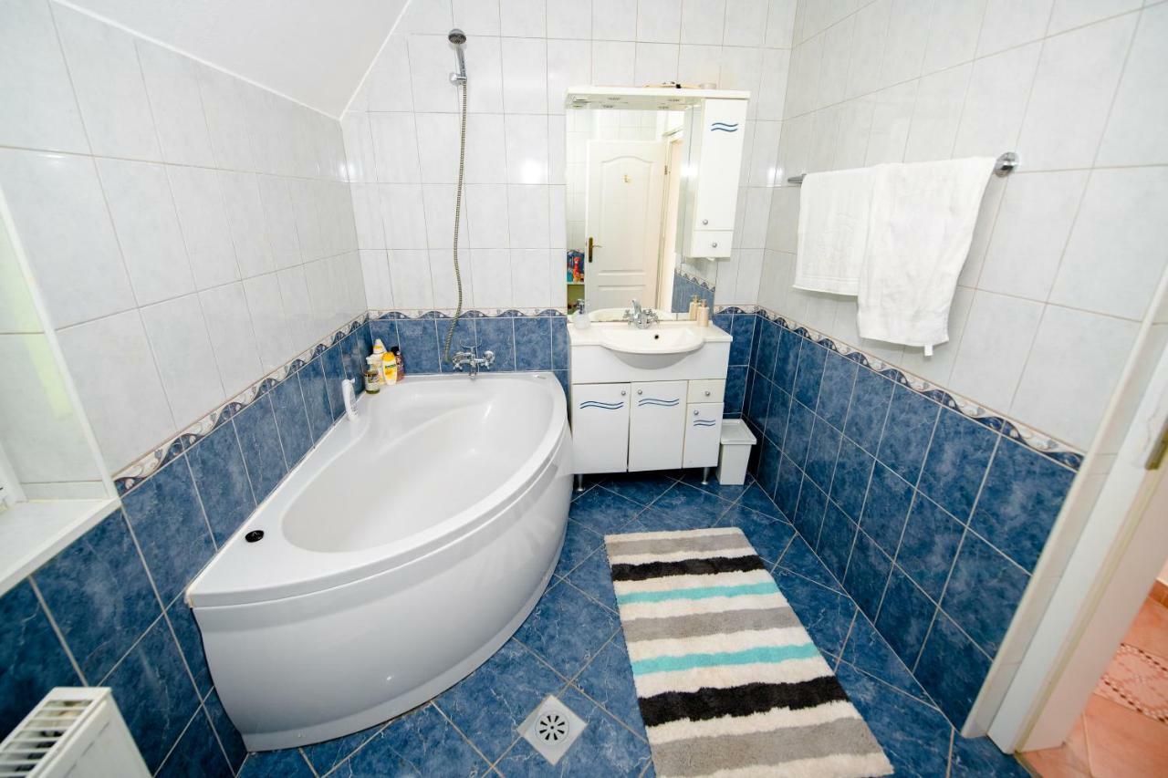 Apartment With View Zirovnica Ngoại thất bức ảnh