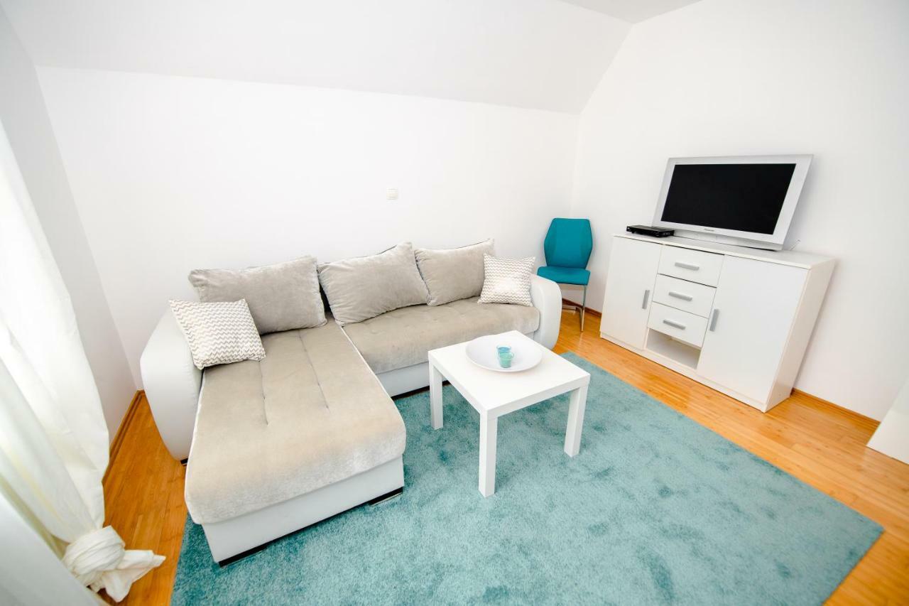 Apartment With View Zirovnica Ngoại thất bức ảnh